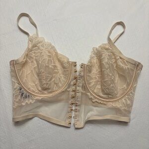 La Senza cream lace front clasp bra size XL